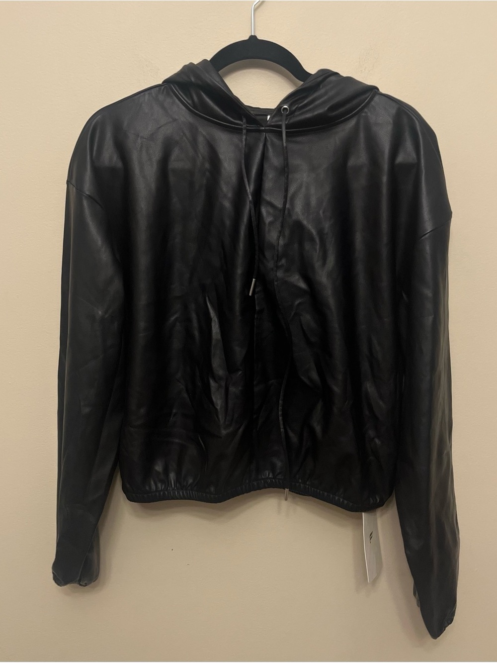 NWT Fabletics Vegan Leather Hoodie Women's Size Medium 8 Athleisure Sporty